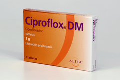 CIPROFLOX DM TABLETAS 1 g CAJA CON 7